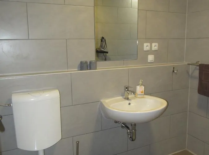 Ferienapartments Am Dorfplatz アパート *